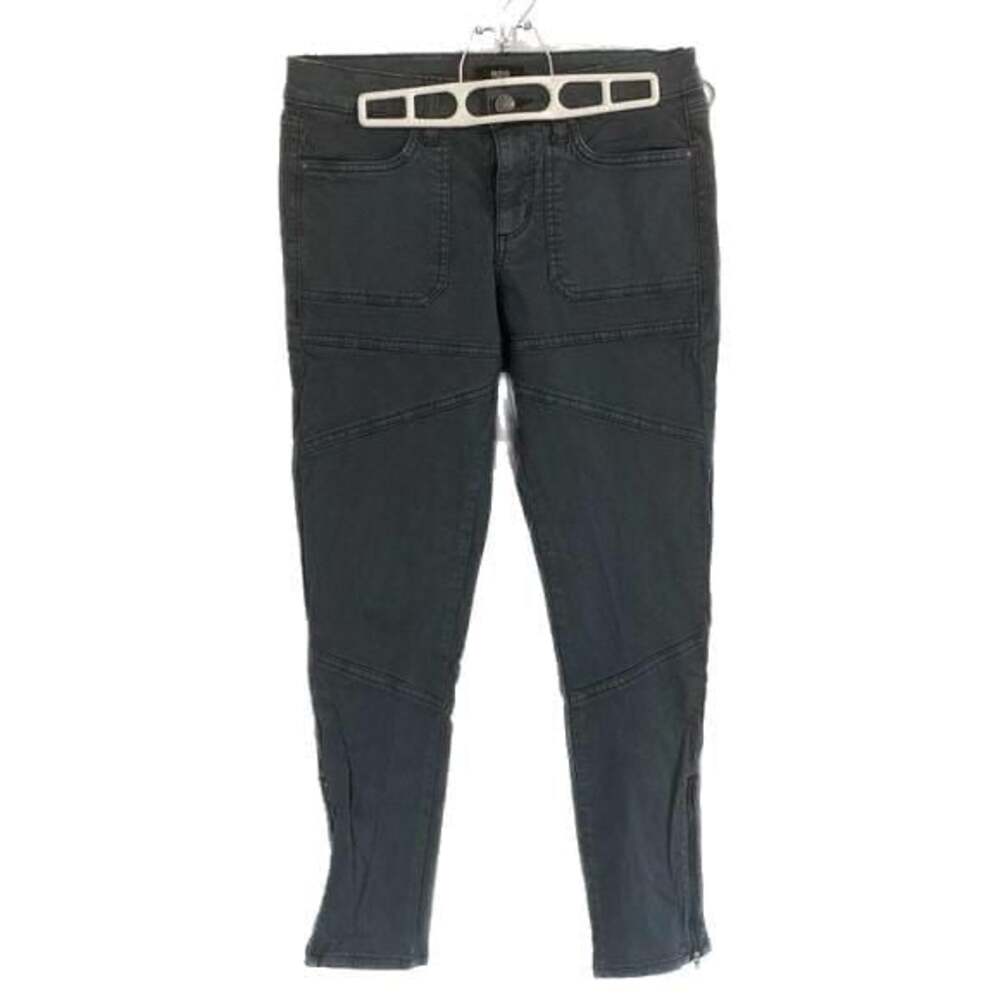 Size 28 BDG Jeans